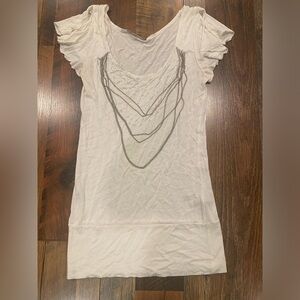 Yam white flutter sleeve dressy top size small built in necklaces